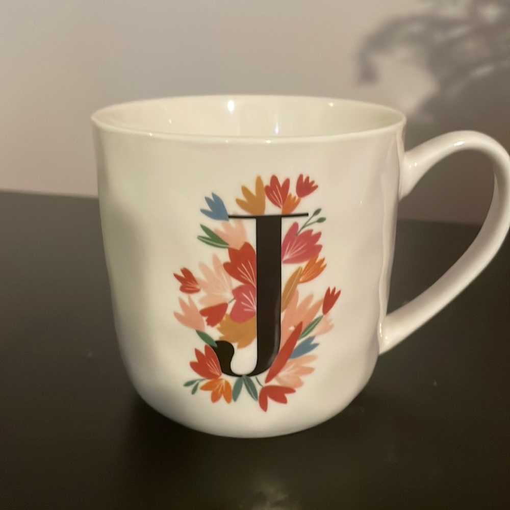 Sezane J Mug